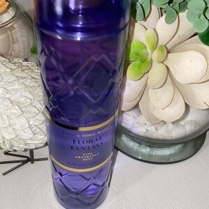 Bath and Bodyworks Luxuries Collection Floral Fantasy New Spray